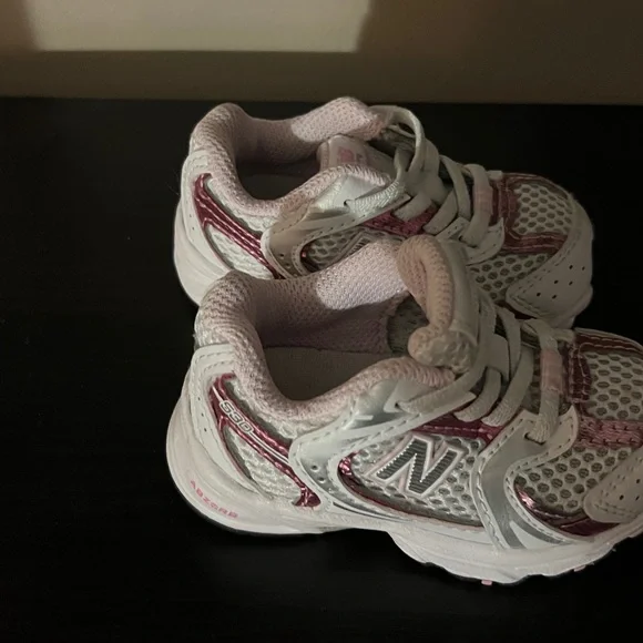 New Balance Kids White and Pink Athletic Sneakers - Picture 5 of 8